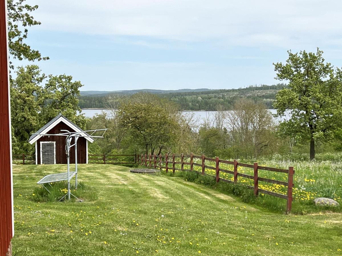 Gullringen Cozy Red Cottage In The Countryside Outside Vimmerby מראה חיצוני תמונה